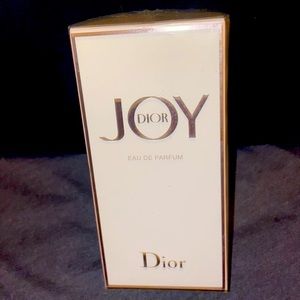 CHRISTIAN DIOR JOY EAU DE PARFUM NATURAL SPRAY